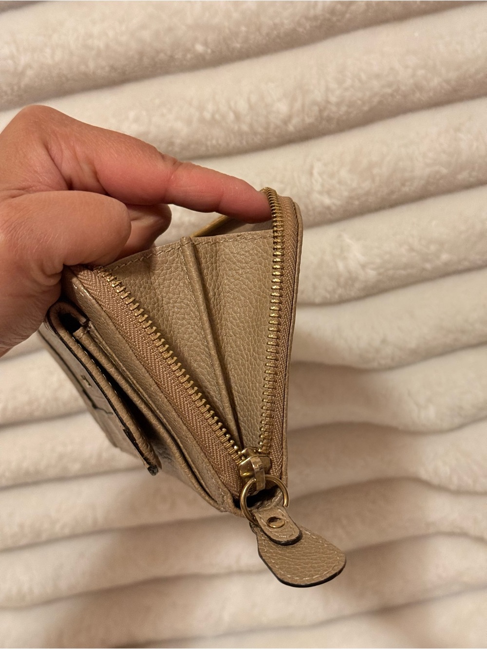 Chloé Paraty Zip Around Long Wallet With Dust Bag - Picture 14 of 16